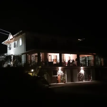 Bed and breakfast Tana Del Bianconiglio Prataccio